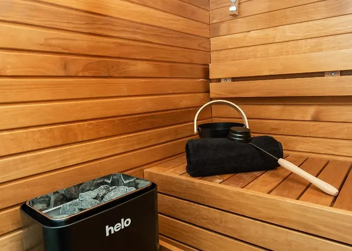 Aparthotel White Corner 4*